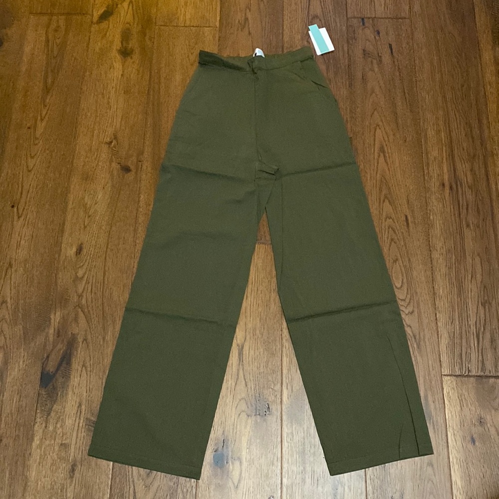 Abound pull on pants. BNWT